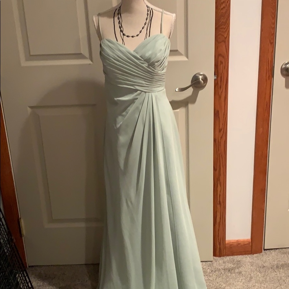 Alfred angelo size 2 gown.